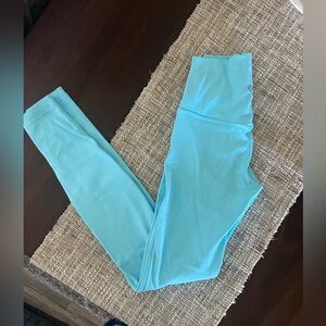 Lululemon Align Size 2 Cyan EUC